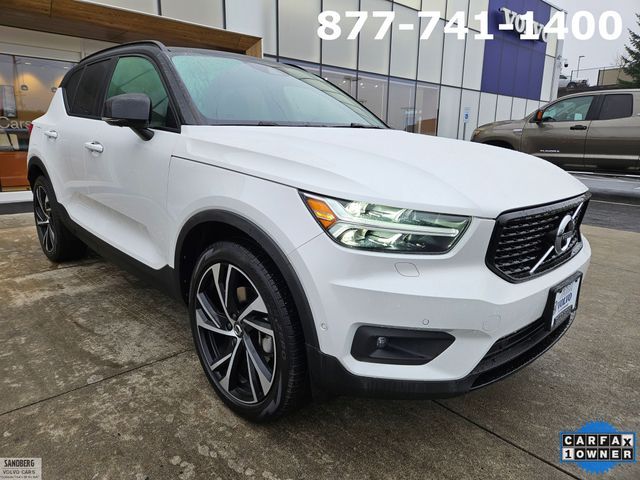 2021 Volvo XC40 R-Design