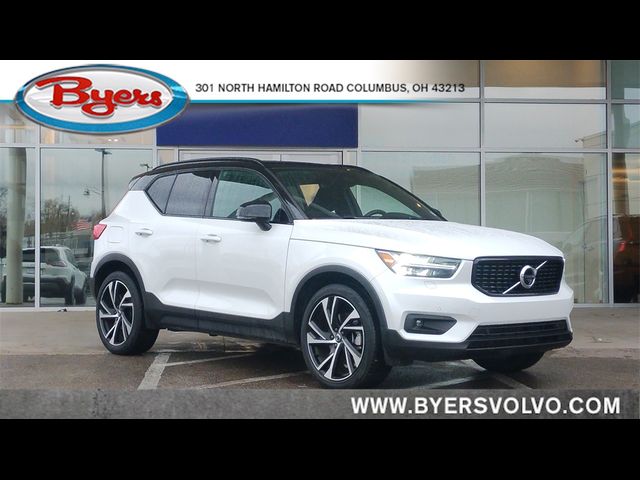 2021 Volvo XC40 R-Design