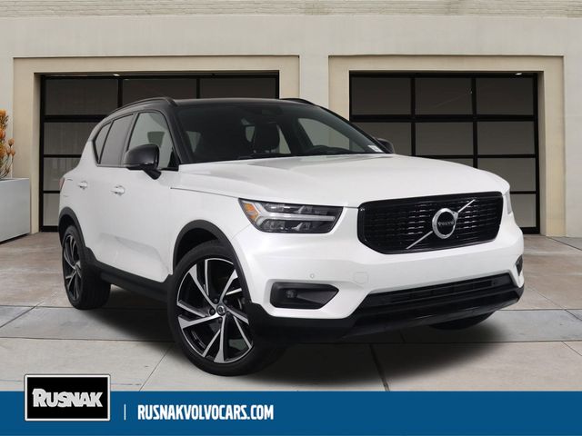 2021 Volvo XC40 R-Design