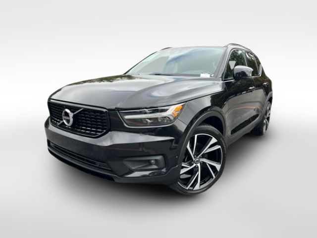 2021 Volvo XC40 R-Design