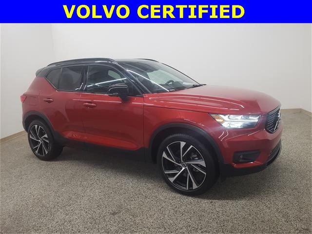 2021 Volvo XC40 R-Design