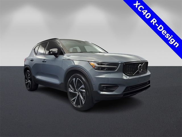 2021 Volvo XC40 R-Design