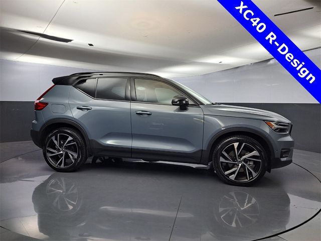 2021 Volvo XC40 R-Design