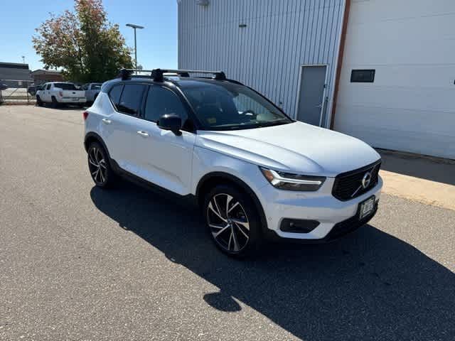 2021 Volvo XC40 R-Design