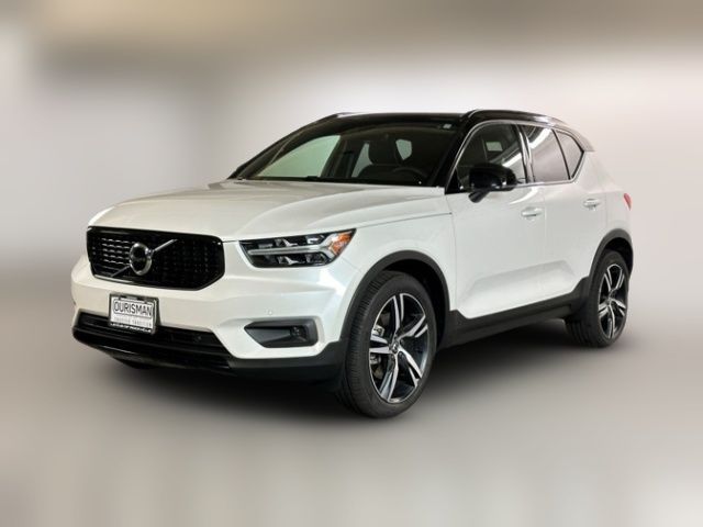 2021 Volvo XC40 R-Design