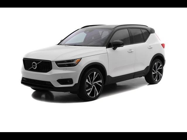 2021 Volvo XC40 R-Design