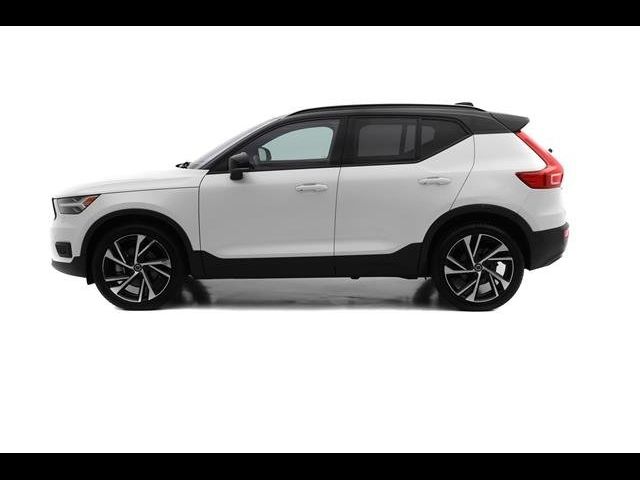 2021 Volvo XC40 R-Design