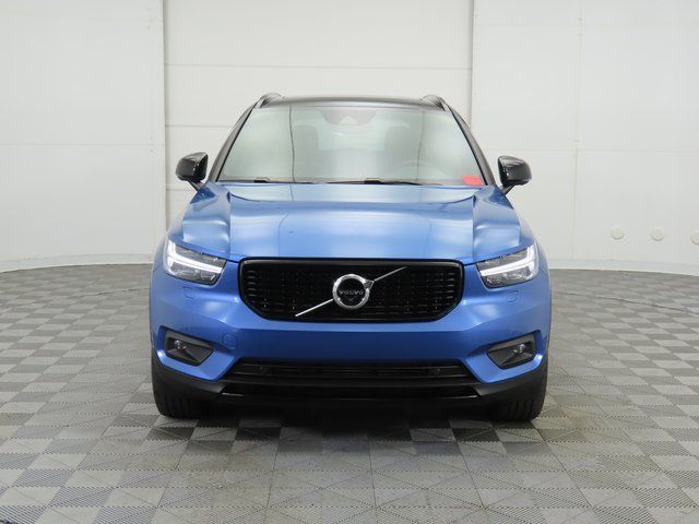 2021 Volvo XC40 R-Design