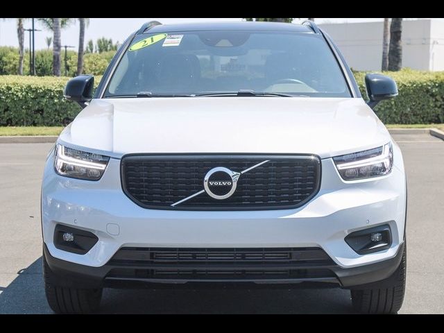 2021 Volvo XC40 R-Design