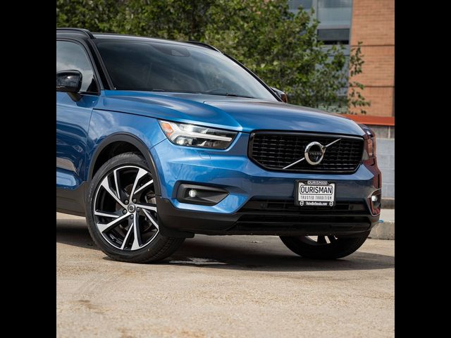 2021 Volvo XC40 R-Design