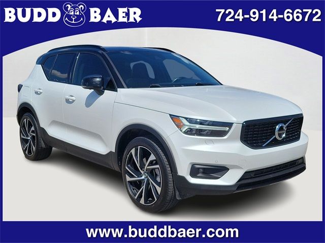 2021 Volvo XC40 R-Design