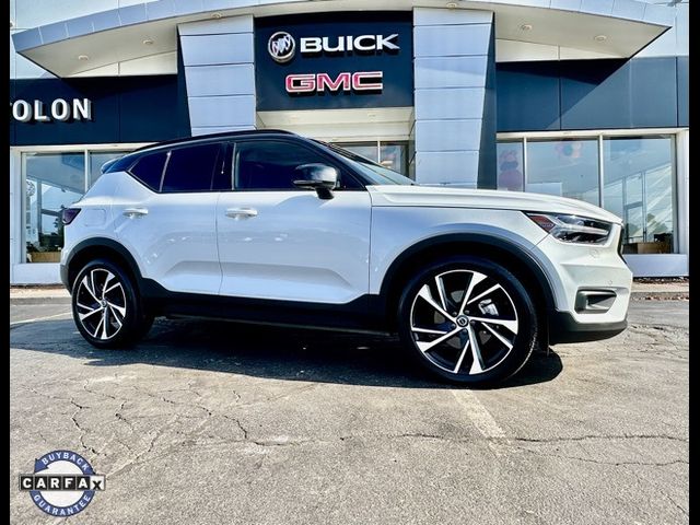 2021 Volvo XC40 R-Design