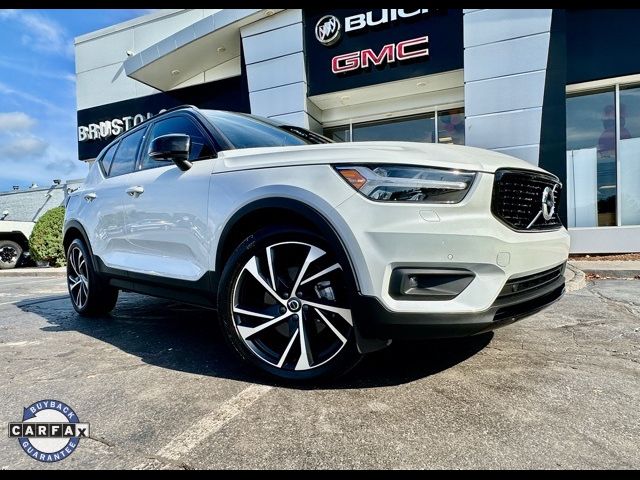 2021 Volvo XC40 R-Design