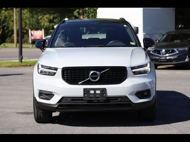 2021 Volvo XC40 R-Design