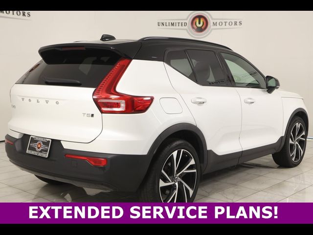 2021 Volvo XC40 R-Design