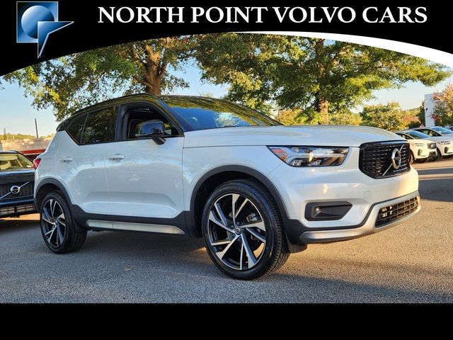 2021 Volvo XC40 R-Design