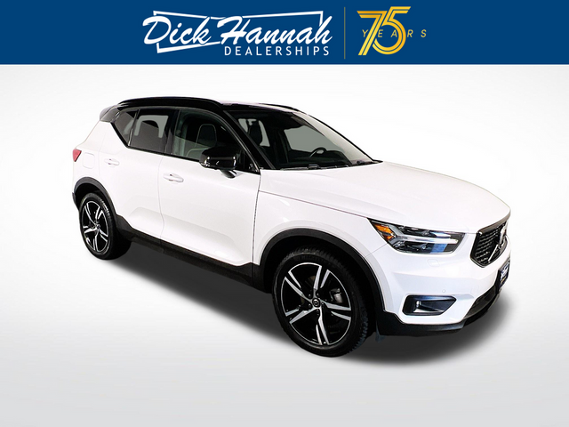 2021 Volvo XC40 R-Design