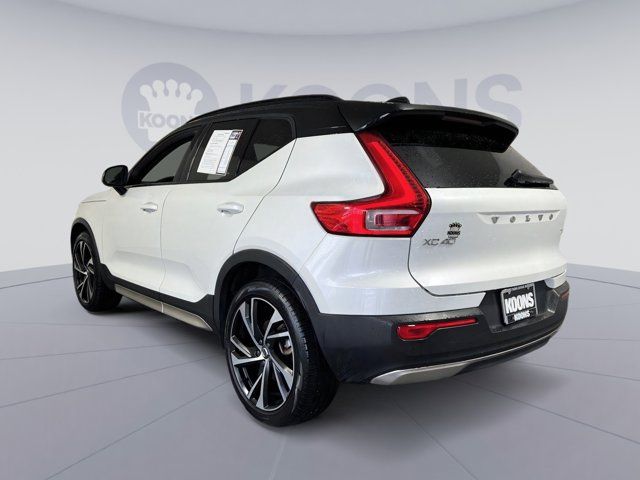 2021 Volvo XC40 R-Design