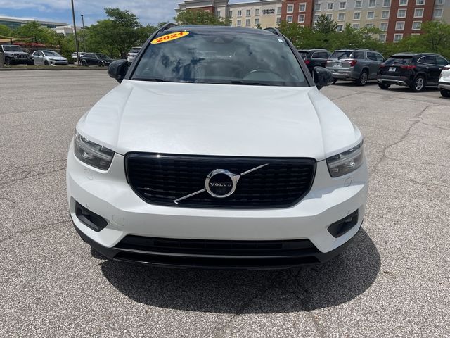 2021 Volvo XC40 R-Design