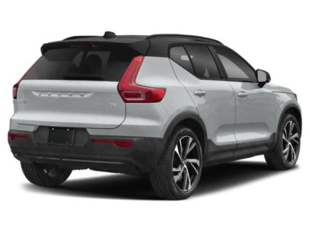 2021 Volvo XC40 R-Design