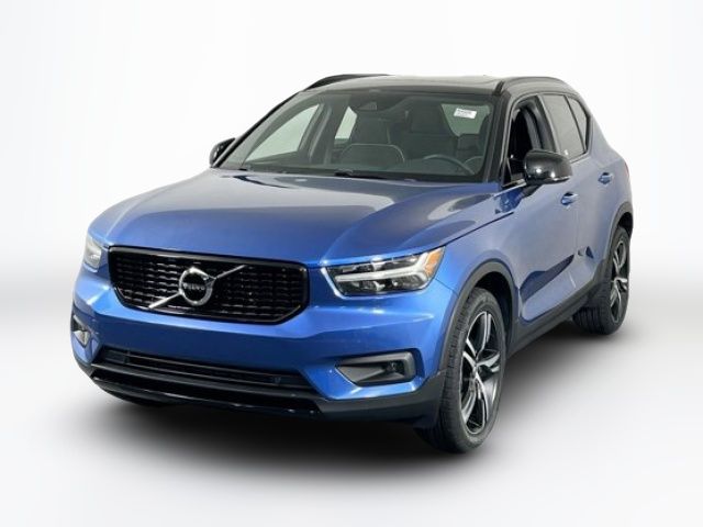 2021 Volvo XC40 R-Design