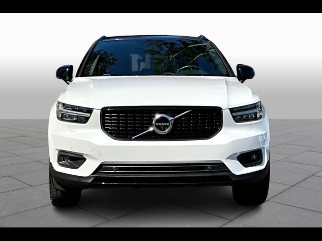 2021 Volvo XC40 R-Design