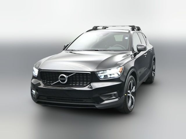 2021 Volvo XC40 R-Design