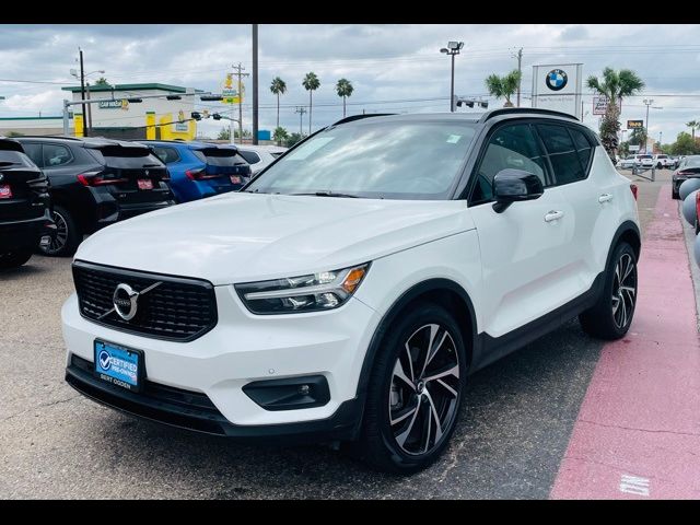 2021 Volvo XC40 R-Design