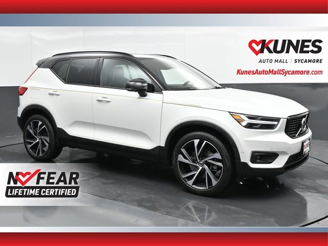 2021 Volvo XC40 R-Design