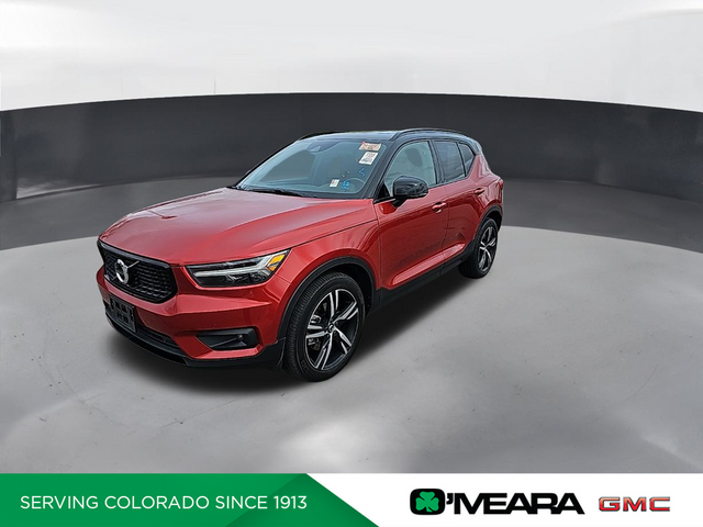 2021 Volvo XC40 R-Design