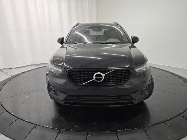 2021 Volvo XC40 R-Design