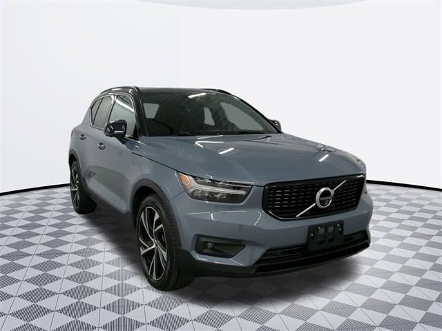 2021 Volvo XC40 R-Design