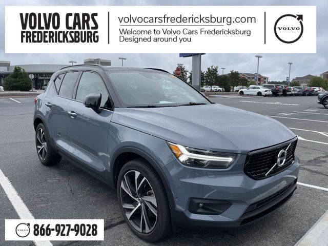 2021 Volvo XC40 R-Design