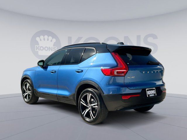 2021 Volvo XC40 R-Design