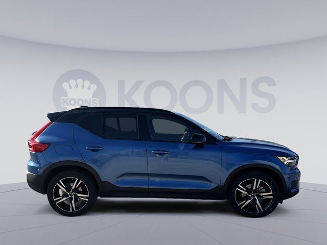 2021 Volvo XC40 R-Design