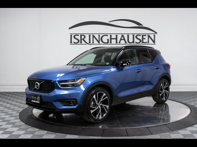 2021 Volvo XC40 R-Design