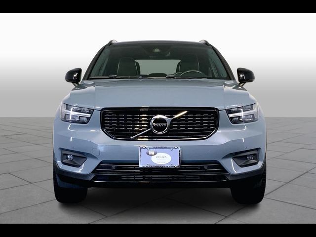 2021 Volvo XC40 R-Design