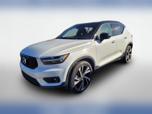 2021 Volvo XC40 R-Design