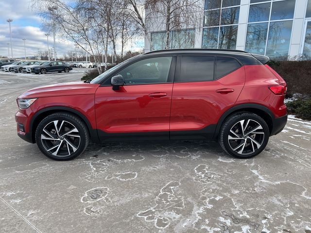 2021 Volvo XC40 R-Design