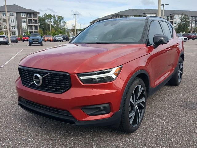 2021 Volvo XC40 R-Design