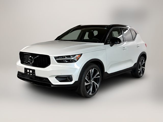 2021 Volvo XC40 R-Design