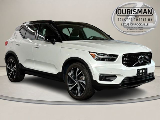 2021 Volvo XC40 R-Design