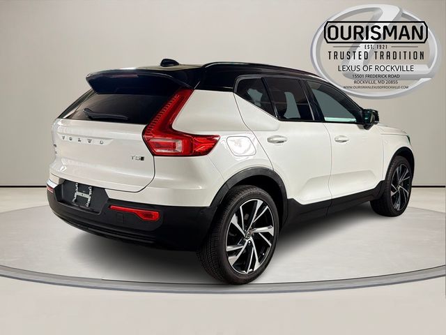 2021 Volvo XC40 R-Design