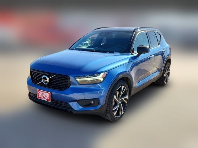 2021 Volvo XC40 R-Design