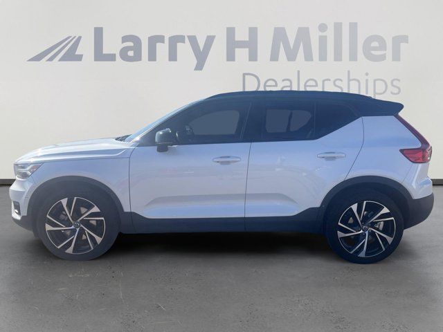 2021 Volvo XC40 R-Design