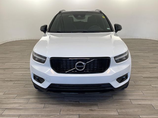 2021 Volvo XC40 R-Design