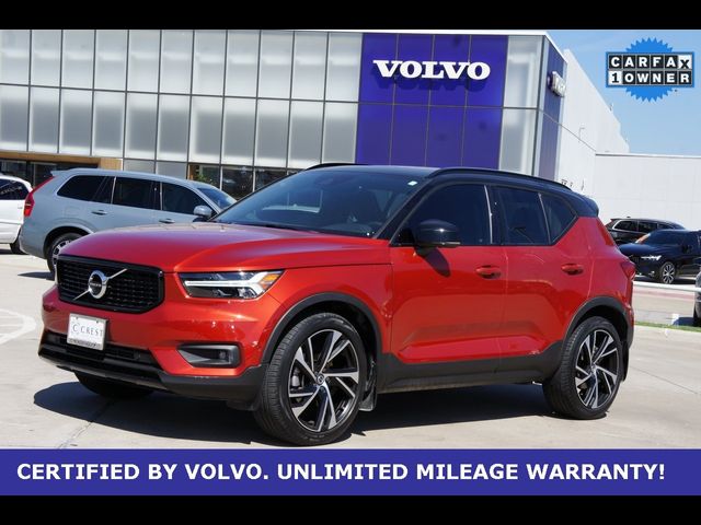 2021 Volvo XC40 R-Design