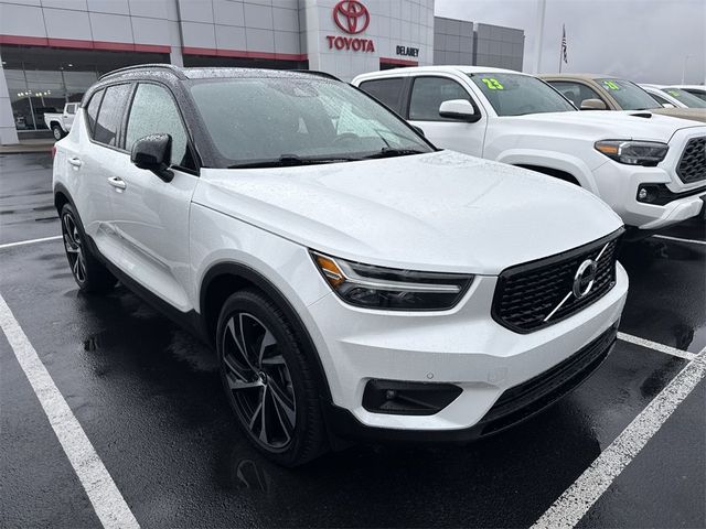 2021 Volvo XC40 R-Design