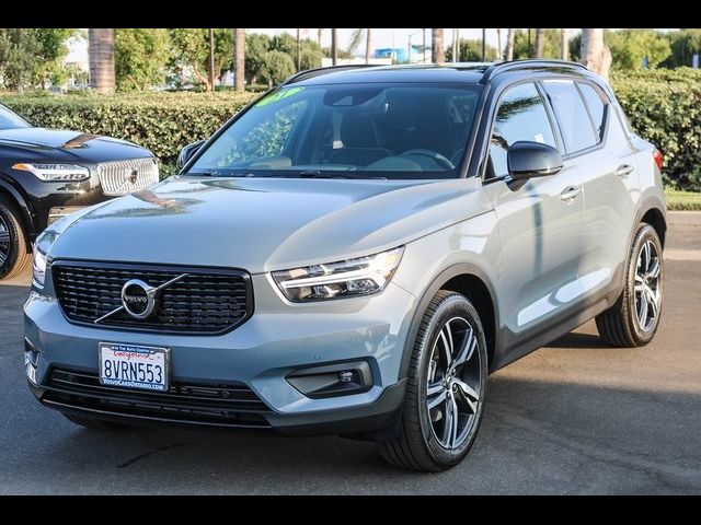 2021 Volvo XC40 R-Design