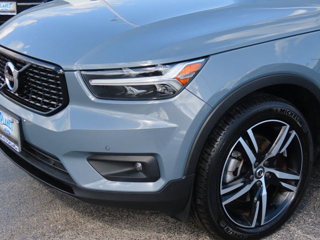 2021 Volvo XC40 R-Design